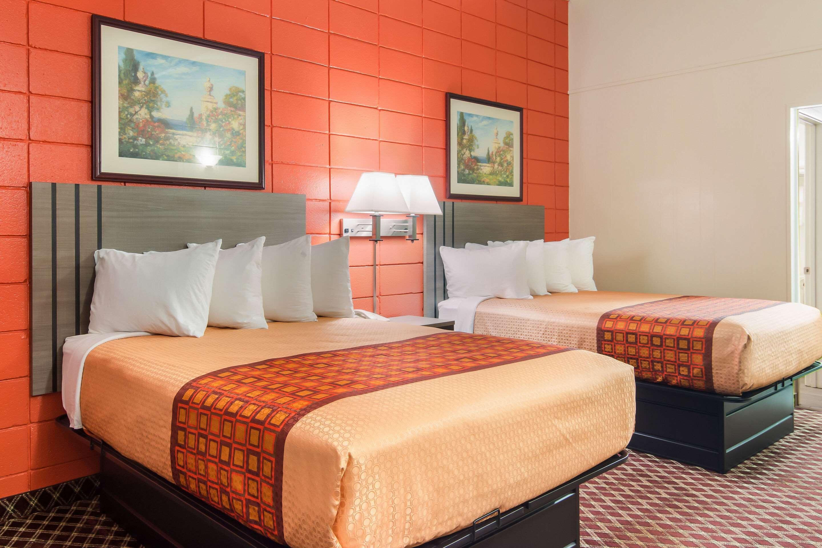 Rodeway Inn Нашвилл Экстерьер фото