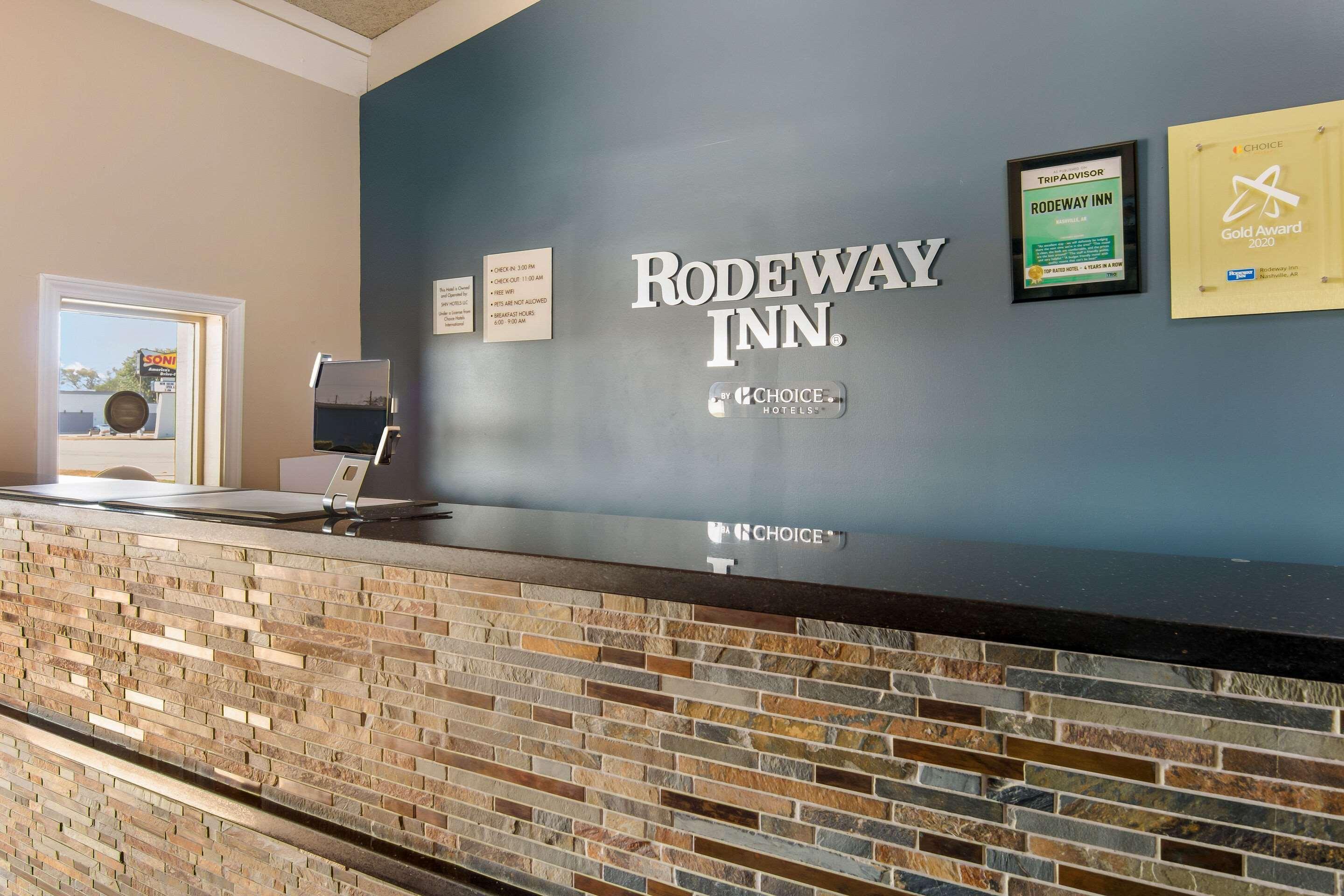 Rodeway Inn Нашвилл Экстерьер фото