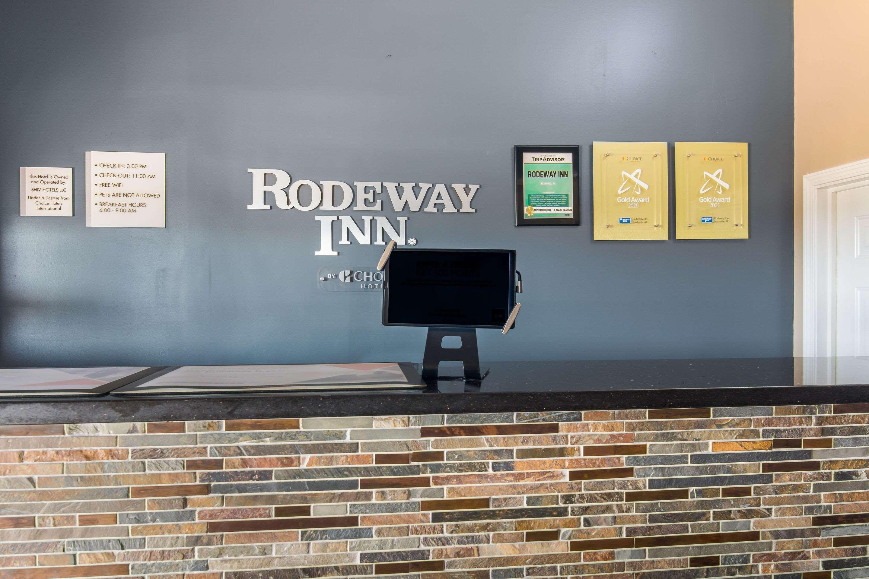 Rodeway Inn Нашвилл Экстерьер фото