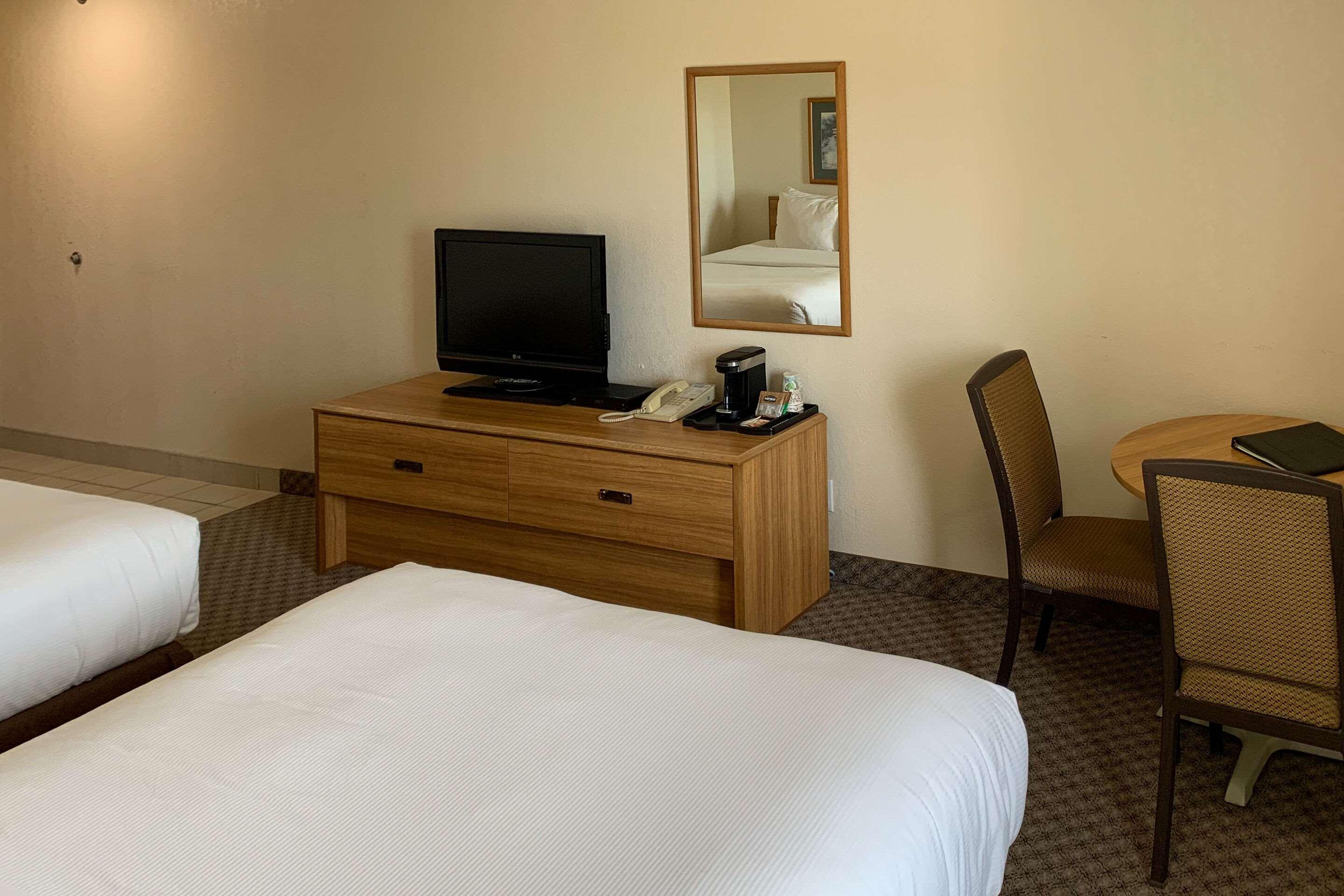 Rodeway Inn Нашвилл Экстерьер фото