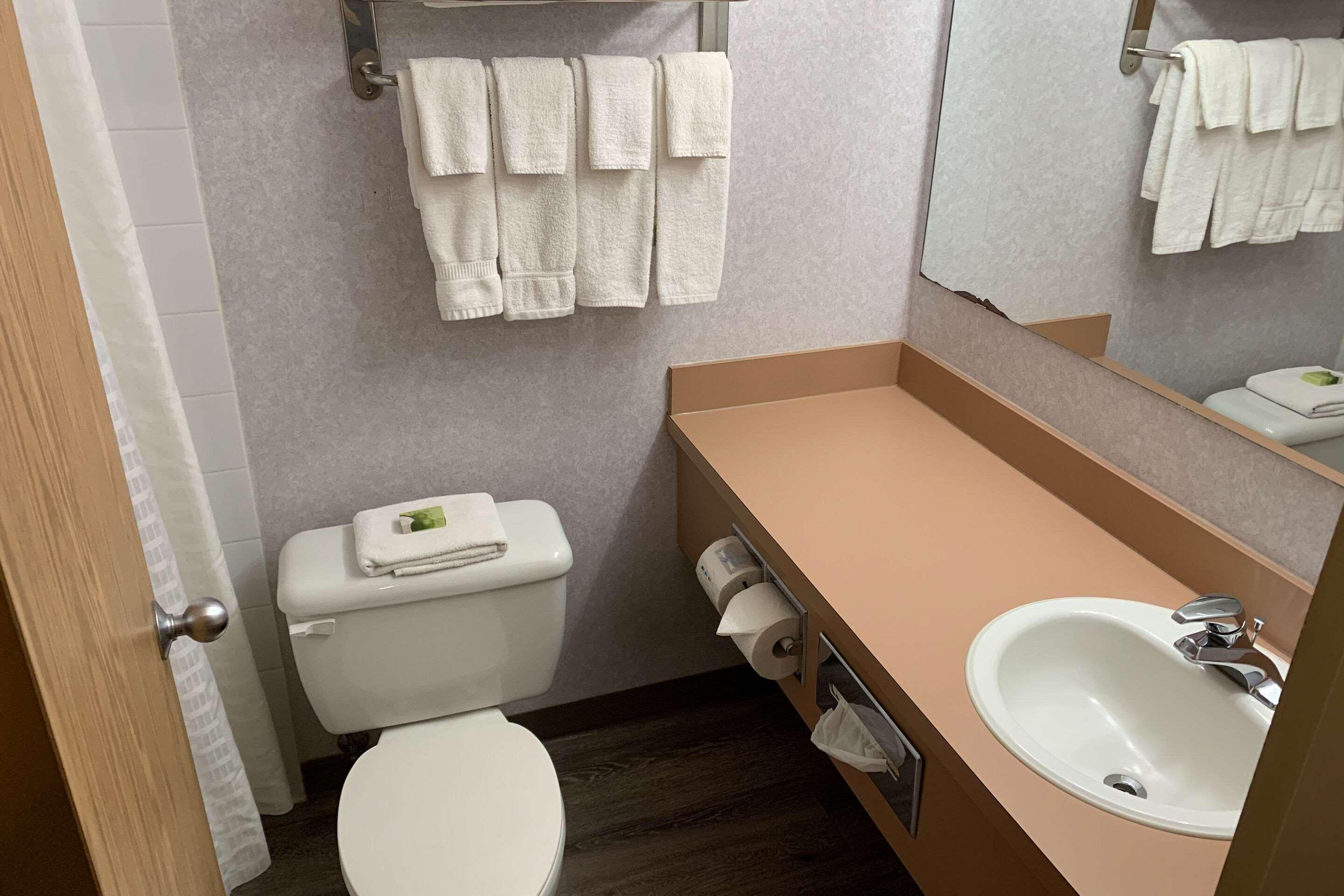 Rodeway Inn Нашвилл Экстерьер фото